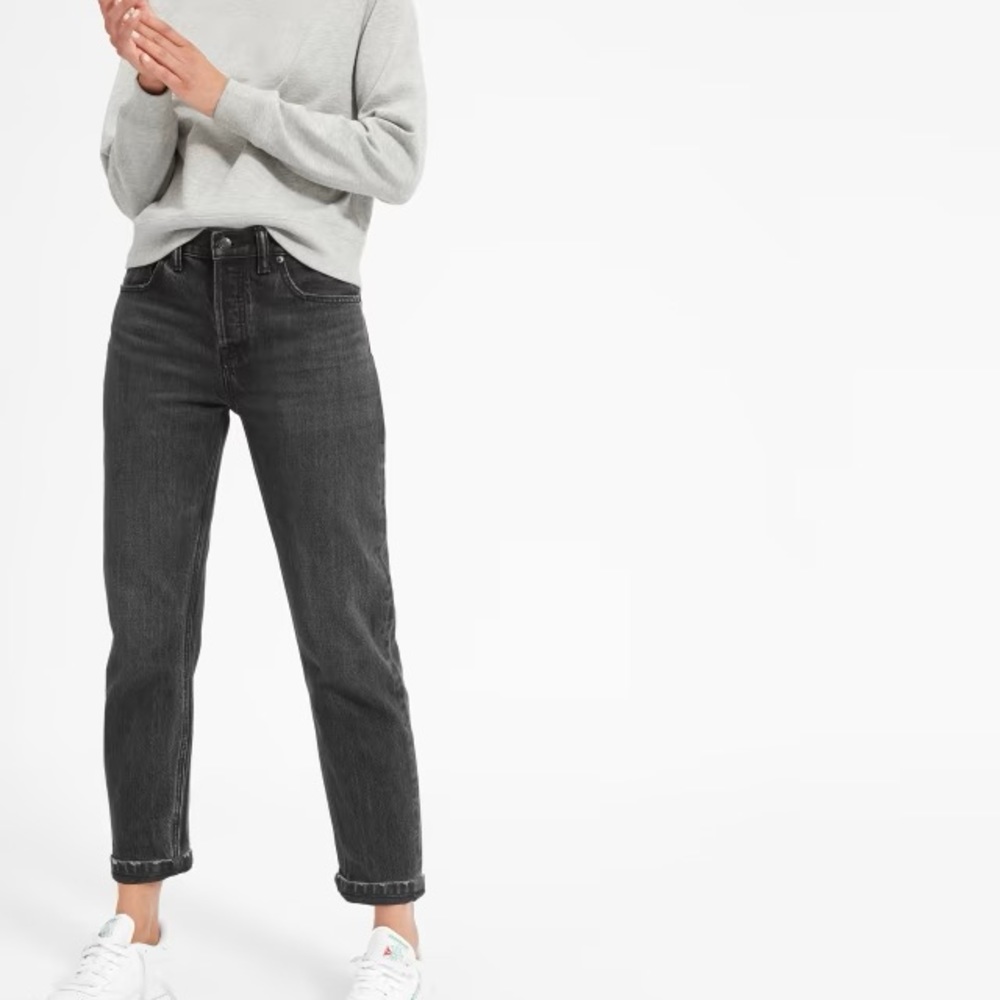 Everlane Women’s The Relaxed Boyfriend Jean in Washed Black, EUC, size 29